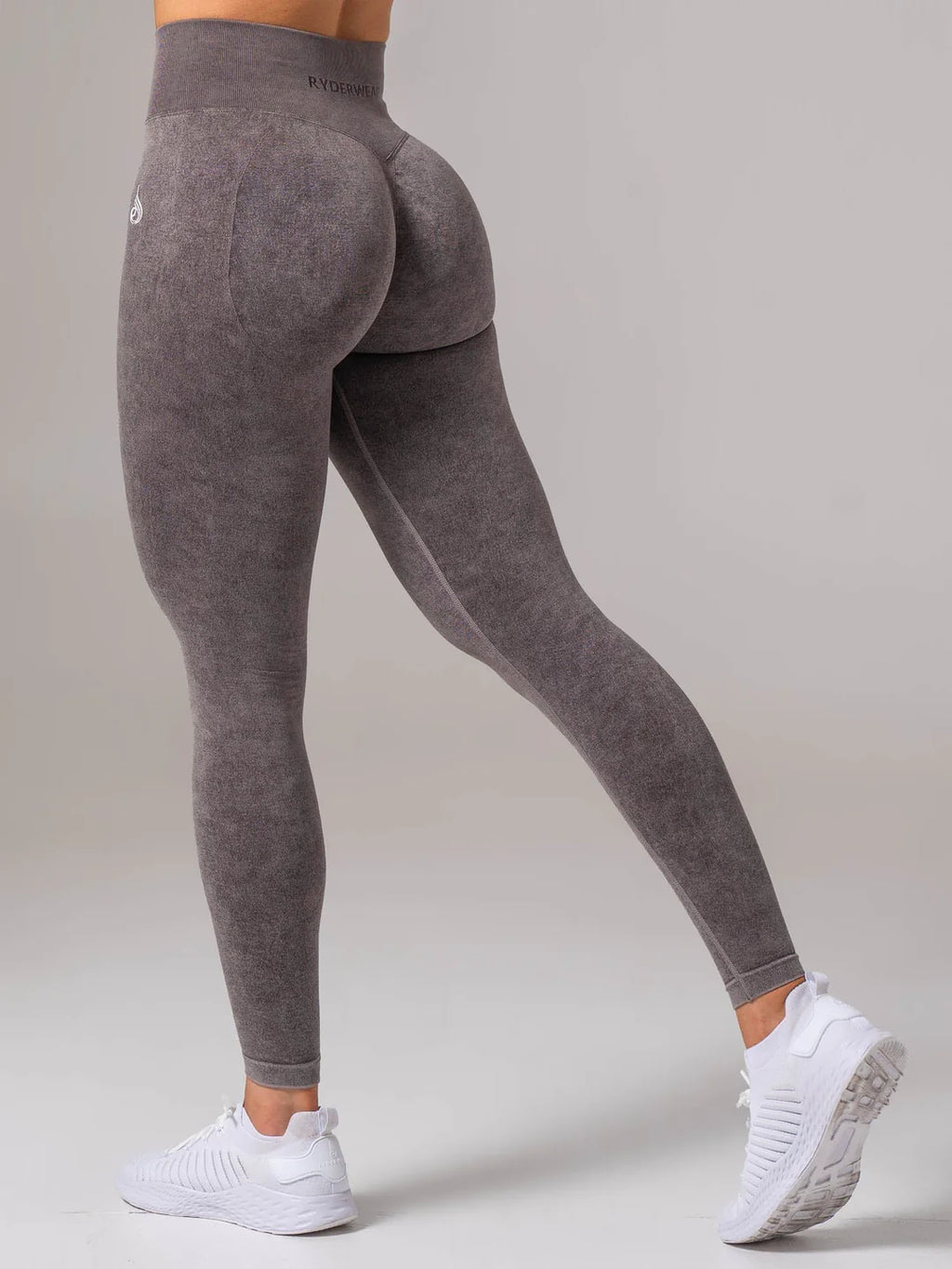 Ryderwear Stonewash Seamless Invisible Scrunch Leggings - Cocoa